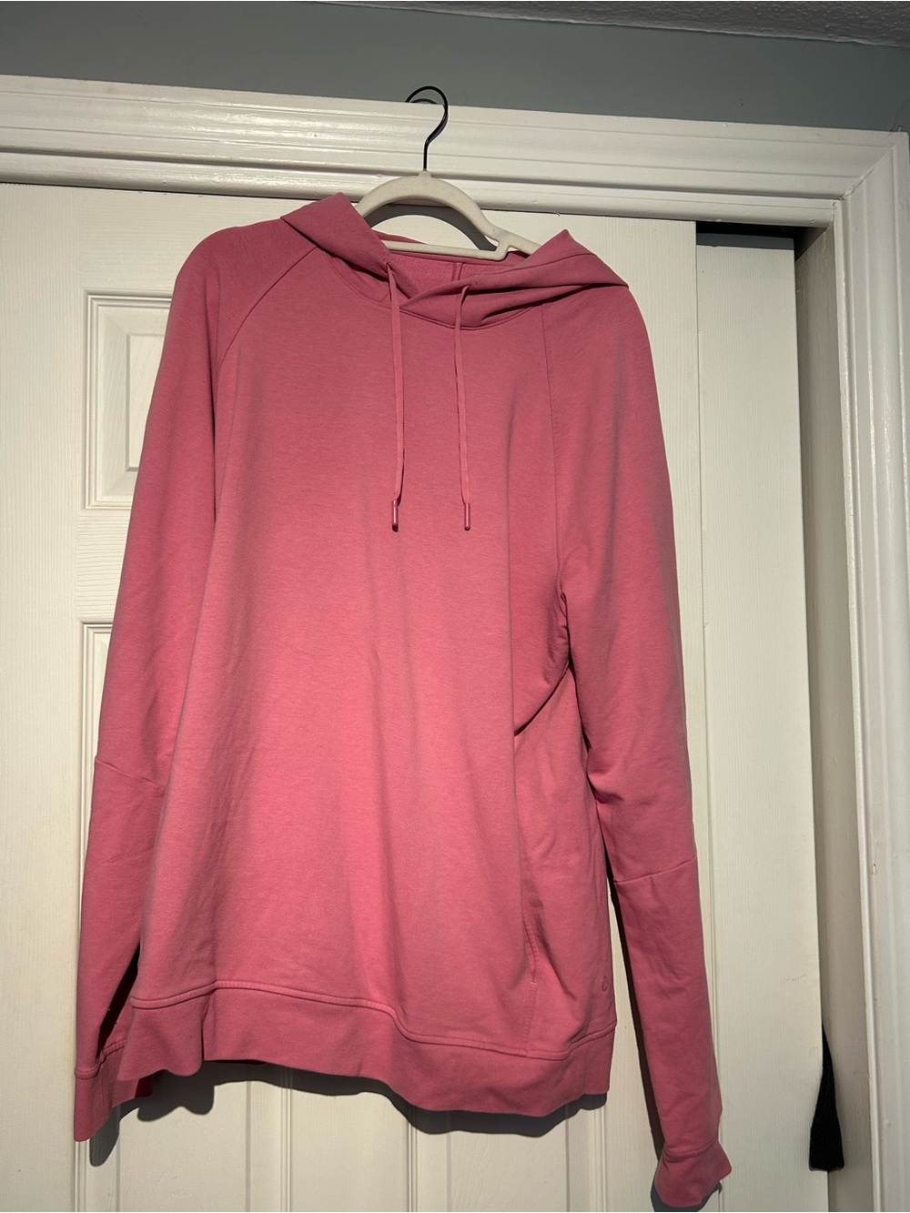 Men’s Lululemon Pink Sweatshirt XL